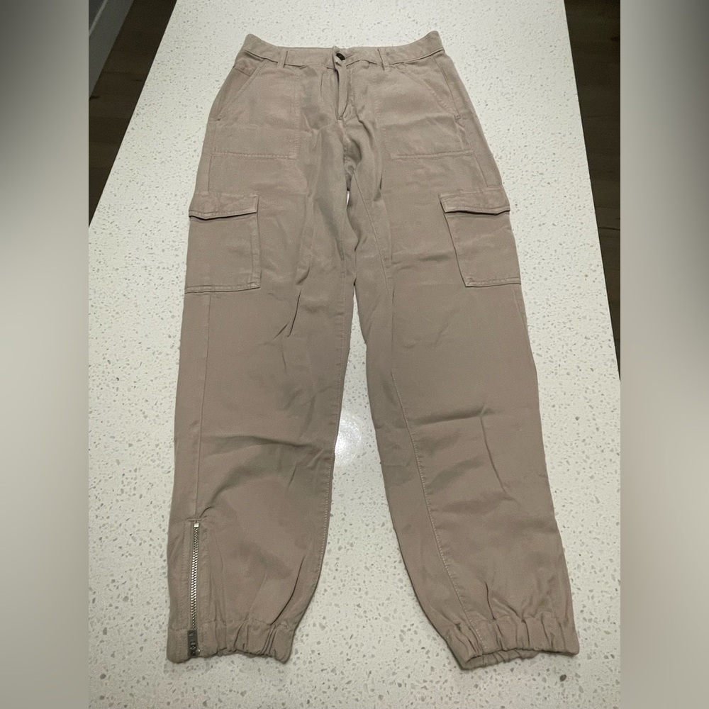 Guess Women's Cargo Pants - Beige